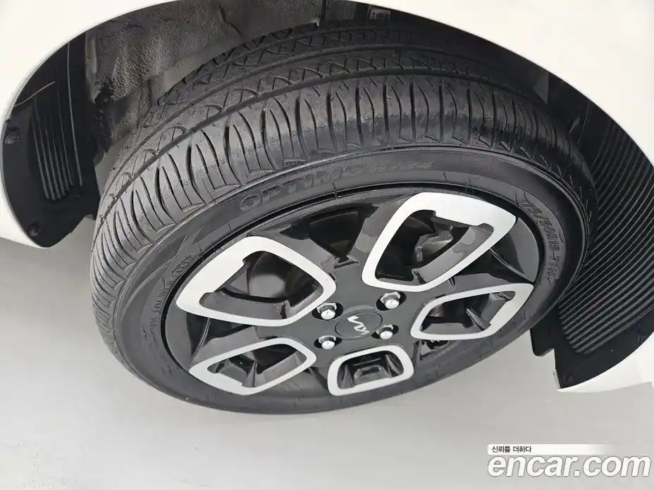 Kia Ray 2022 1.0 Автомат в Москве № 1245107, фото 18