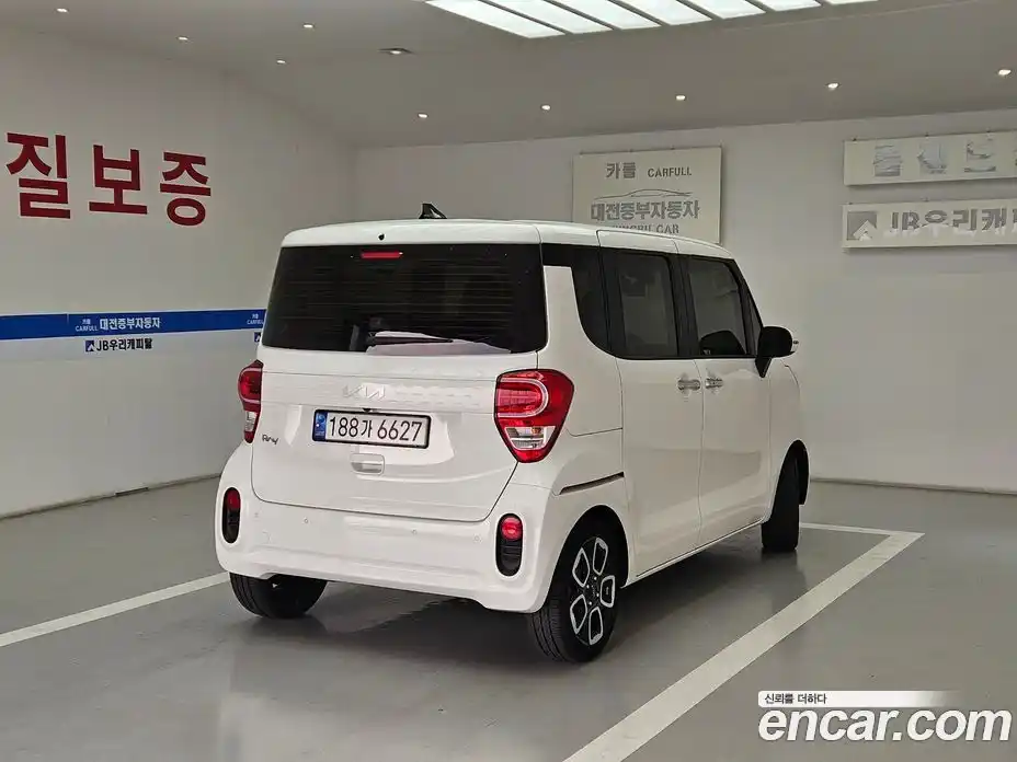 Kia Ray 2022 1.0 Автомат в Москве № 1245107, фото 19