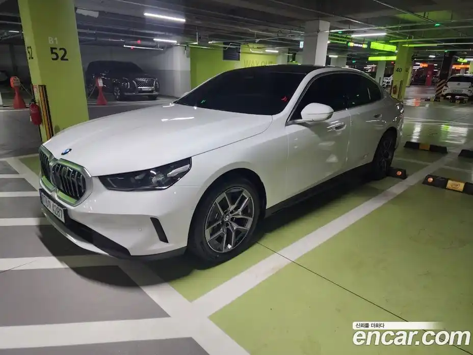 BMW 5-Series 2025 2.0 гидро в Москве № 1245130, фото 8