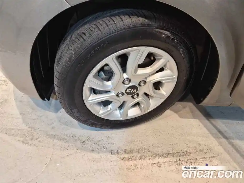 Kia Morning 2017 1.0 Автомат в Москве № 1245135, фото 19