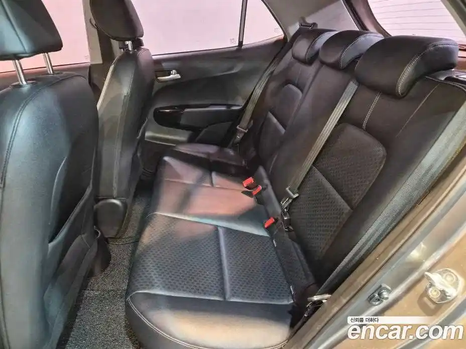 Kia Morning 2017 1.0 Автомат в Москве № 1245135, фото 8