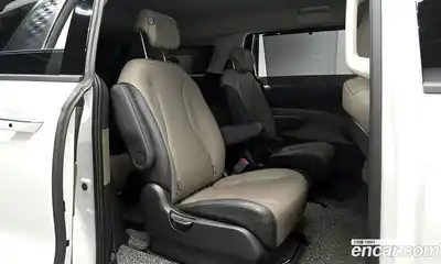 Kia Canival 2024 2.2 Автомат в Москве № 1245212, миниатюра 10