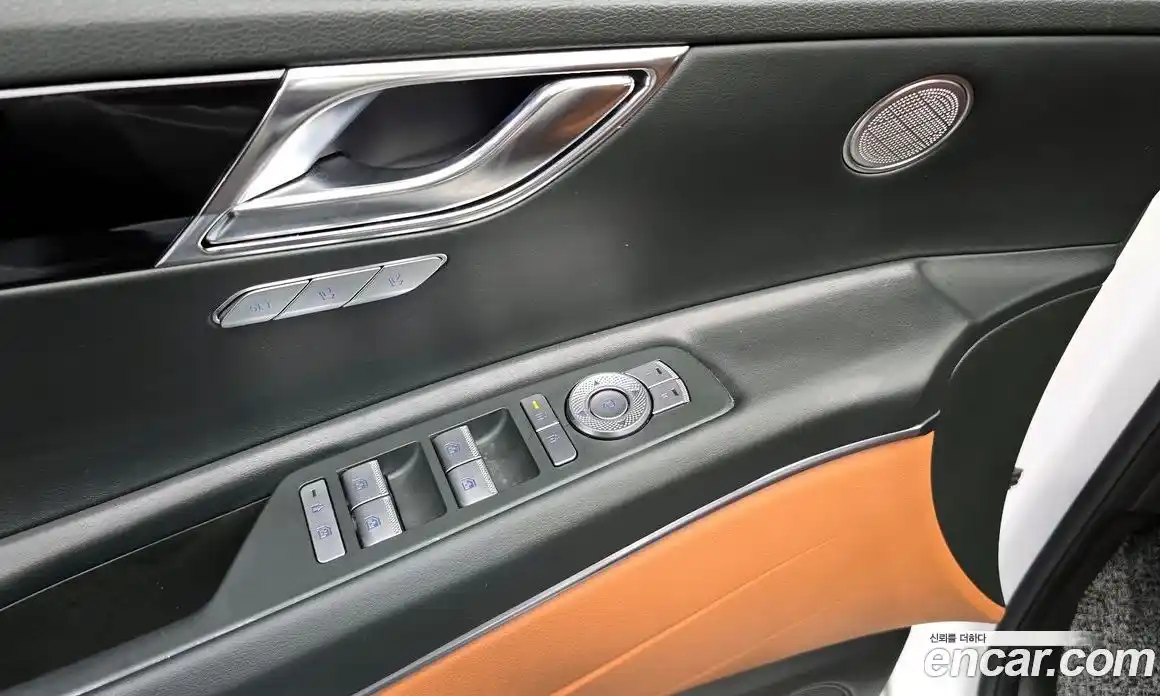 Genesis GV80 2024 2.5 Автомат в Москве № 1245216, фото 14