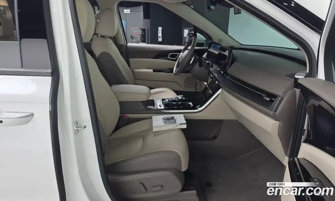 Kia Canival 2021 3.5 Автомат в Москве № 1245232, фото 11