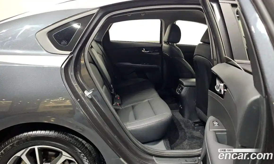 Kia K3 2024 1.6 Автомат в Москве № 1245244, фото 11