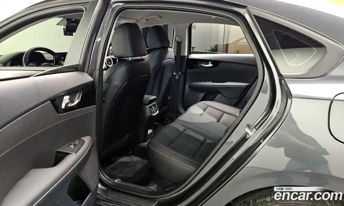 Kia K3 2024 1.6 Автомат в Москве № 1245244, фото 12