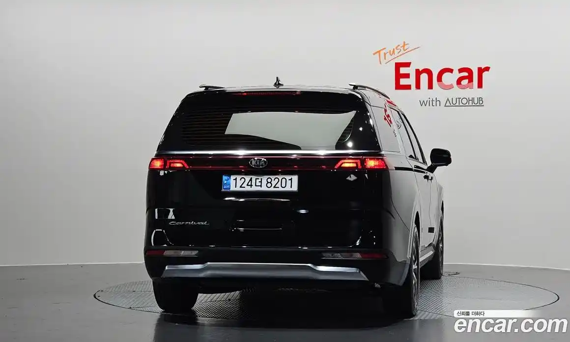 Kia Canival 2020 3.5 Автомат в Москве № 1245281, фото 4