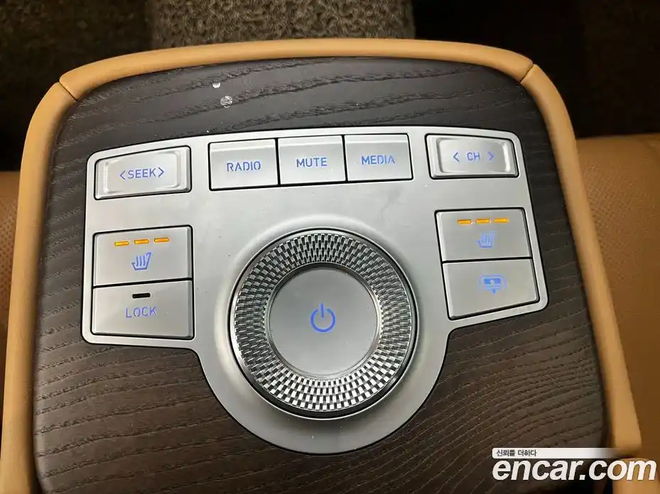 Genesis G80 2022 2.5 Автомат в Москве № 1245323, фото 16