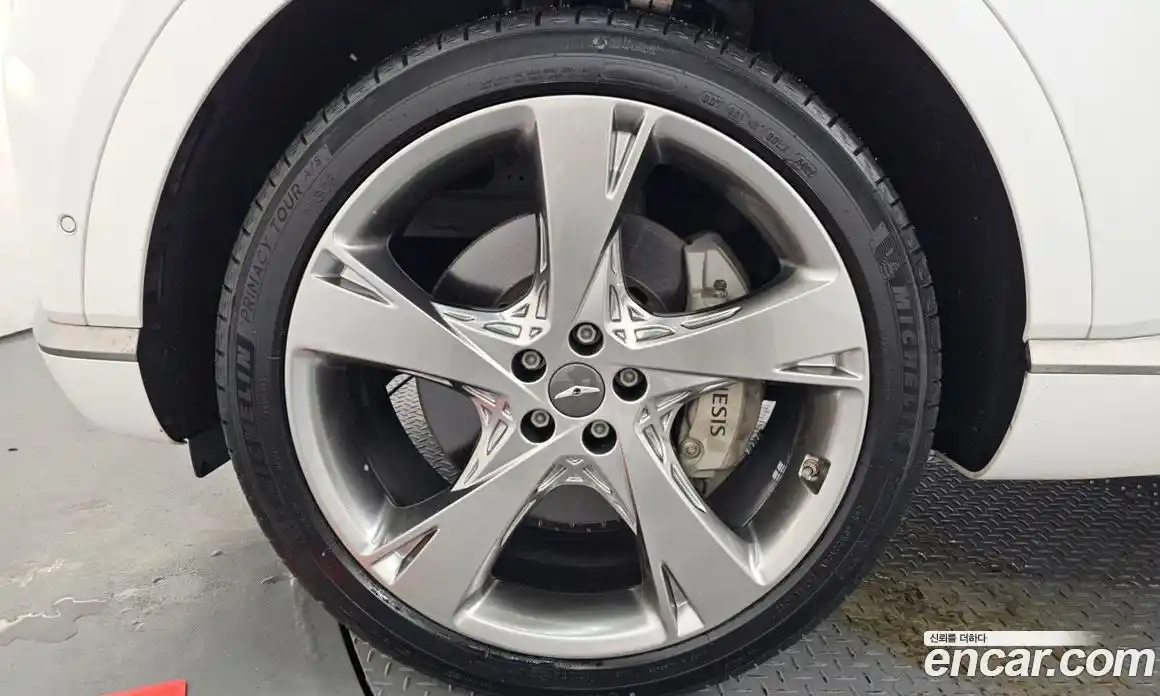 Genesis GV80 2023 3.0 Автомат в Москве № 1245488, фото 5