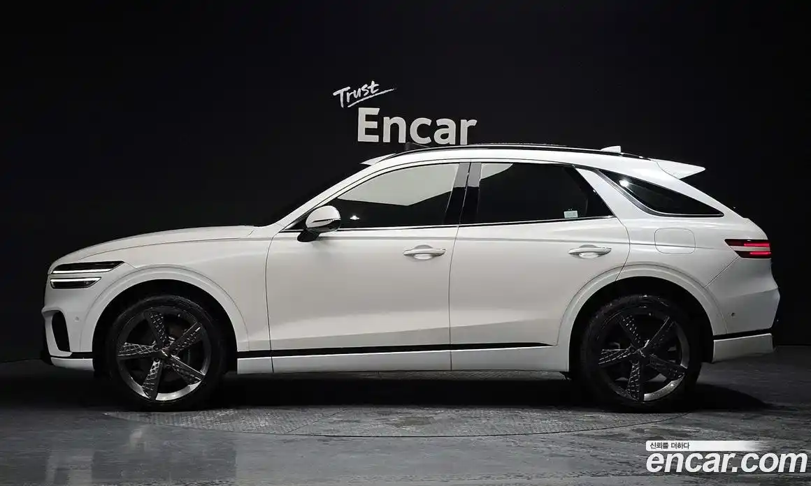 Genesis GV70 2021 3.5 Автомат в Москве № 1245543, фото 3