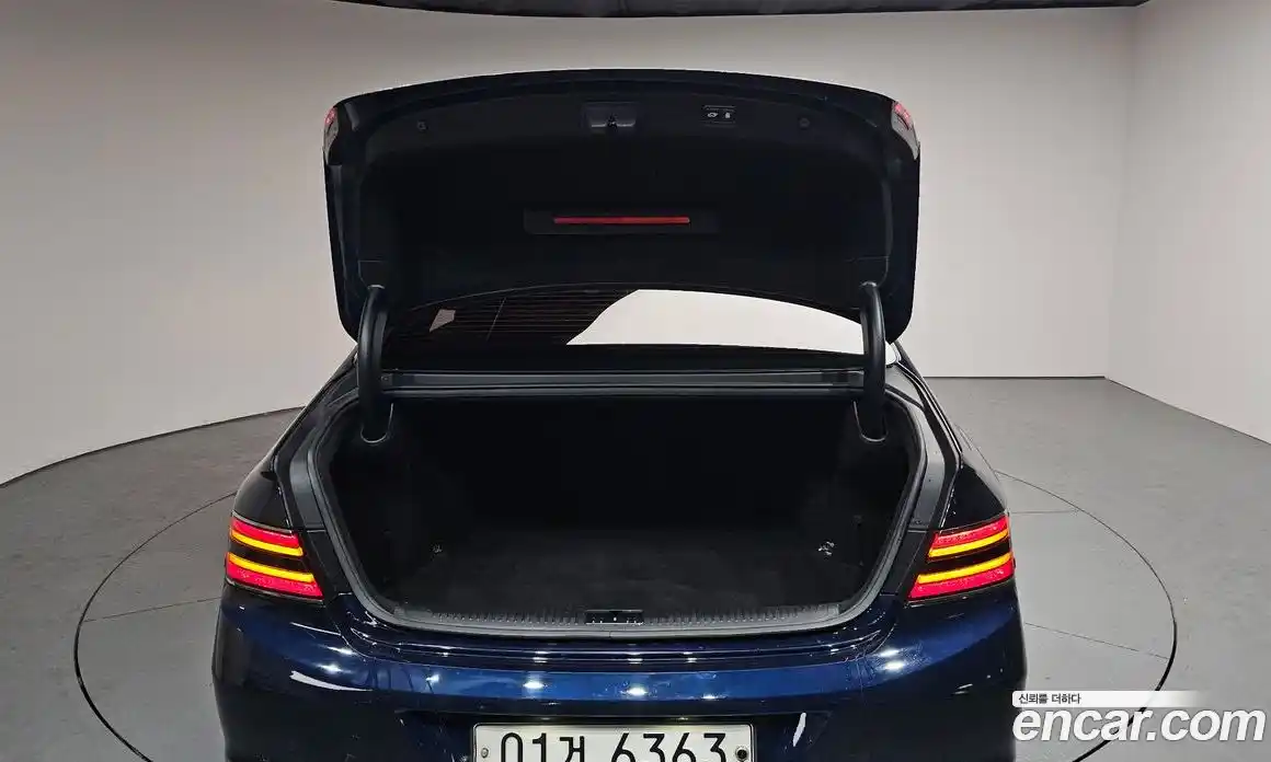 Genesis G90 2019 3.8 Автомат в Москве № 1245568, фото 19