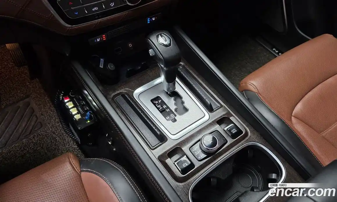 SsangYong Rexton 2018 2.2 Автомат в Москве № 1246012, фото 9