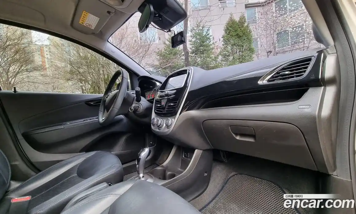 Chevrolet Spark 2016 1.0 гидро в Москве, фото 11