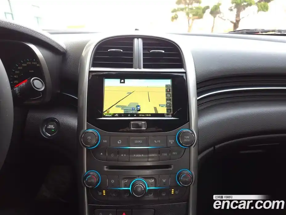 Chevrolet Malibu 2015 2.0 Автомат в Москве № 1247495, фото 14