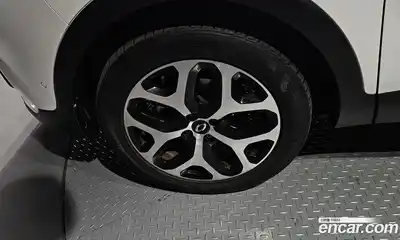 Renault QM3 2019 1.5 гидро в Москве № 1247583, миниатюра 5