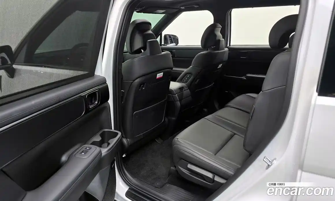 Hyundai Santa Fe 2023 1.6 гидро в Москве № 1247914, фото 12