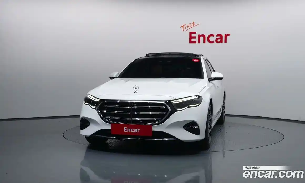 Mercedes-Benz E-Class 2024 2.0 гидро в Москве, фото 3