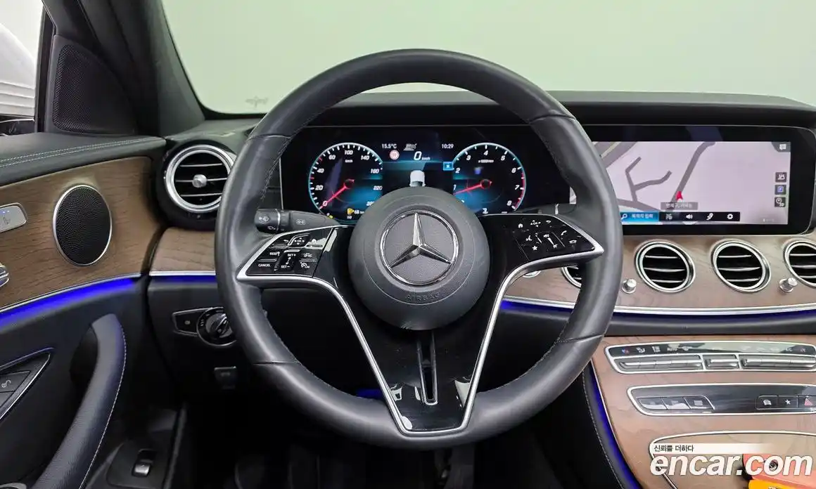 Mercedes-Benz E-Class 2023 2.0 гидро в Москве, фото 13
