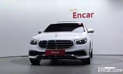 Mercedes-Benz E-Class 2023 2.0 гидро в Москве, миниатюра 3