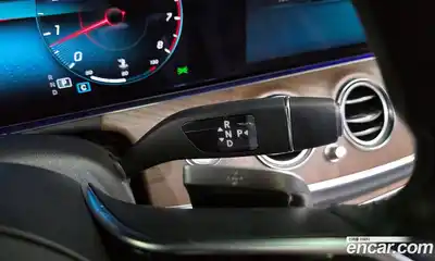 Mercedes-Benz E-Class 2023 2.0 гидро в Москве, миниатюра 9