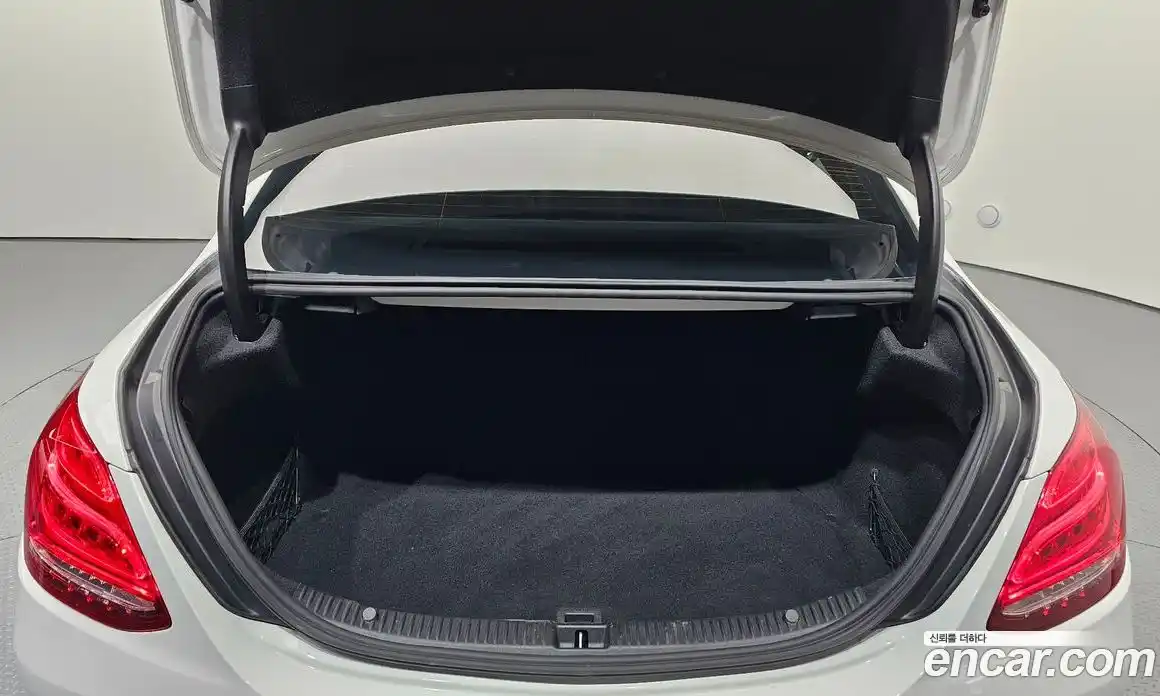 Mercedes-Benz C-Class 2017 2.0 гидро в Москве № 1248808, фото 17
