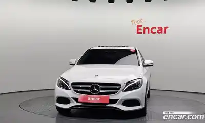 Mercedes-Benz C-Class 2017 2.0 гидро в Москве № 1248808, миниатюра 3