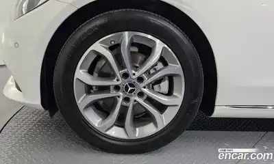 Mercedes-Benz C-Class 2017 2.0 гидро в Москве № 1248808, миниатюра 5