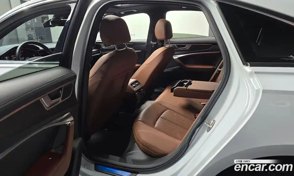 Audi A6 2022 2.0 гидро, фото 11