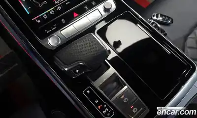 Audi Q8 2020 3.0 гидро в Москве № 1249523, миниатюра 9
