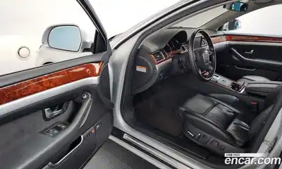 Audi A8 2010 4.2 гидро в Москве № 1249643, миниатюра 10