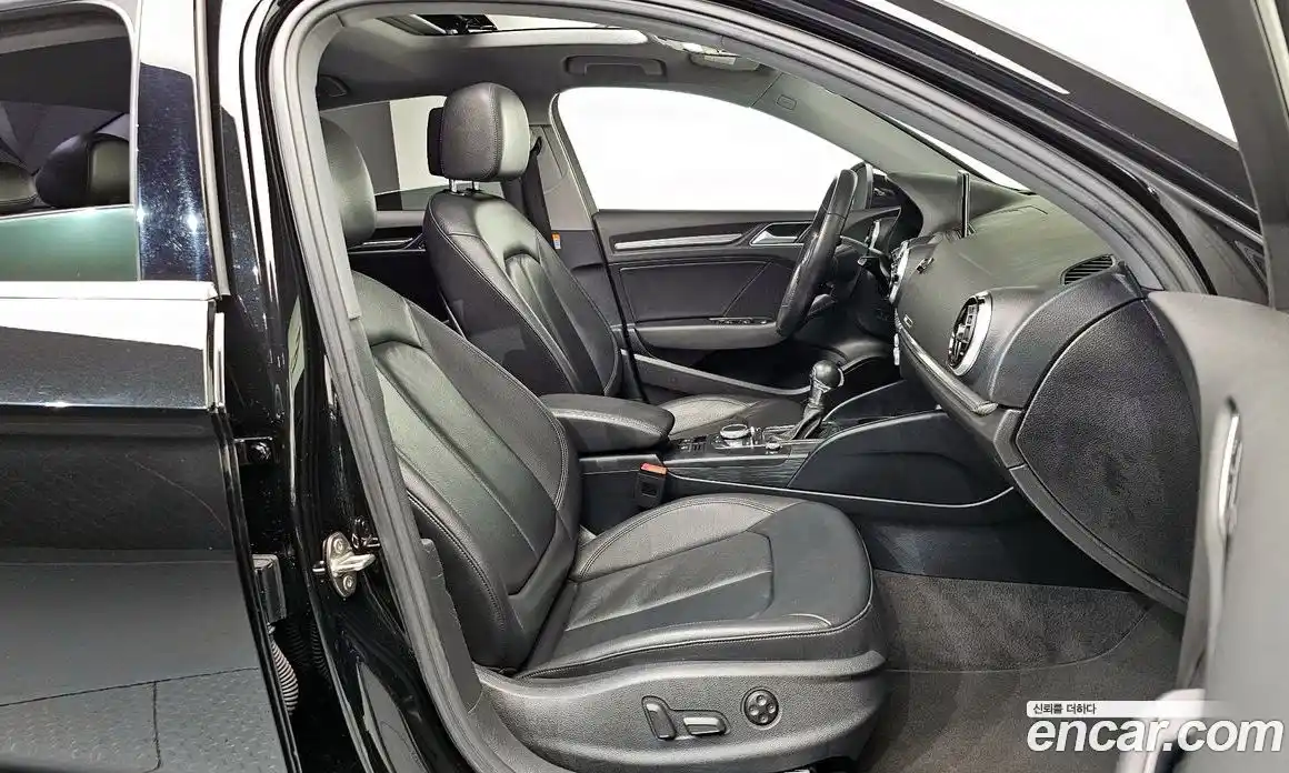 Audi A3 2018 2.0 гидро в Москве № 1249719, фото 10