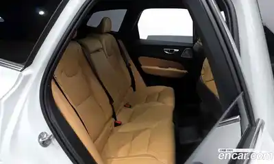 Volvo XC60 2024 2.0 гидро в Москве № 1249951, миниатюра 11