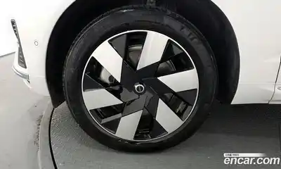 Volvo XC60 2024 2.0 гидро в Москве № 1249951, миниатюра 5