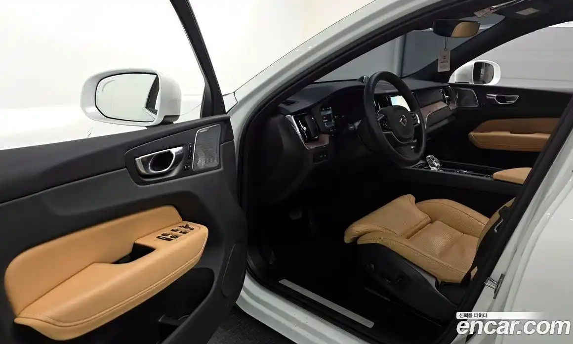 Volvo XC60 2024 2.0 гидро в Москве № 1249951, фото 10