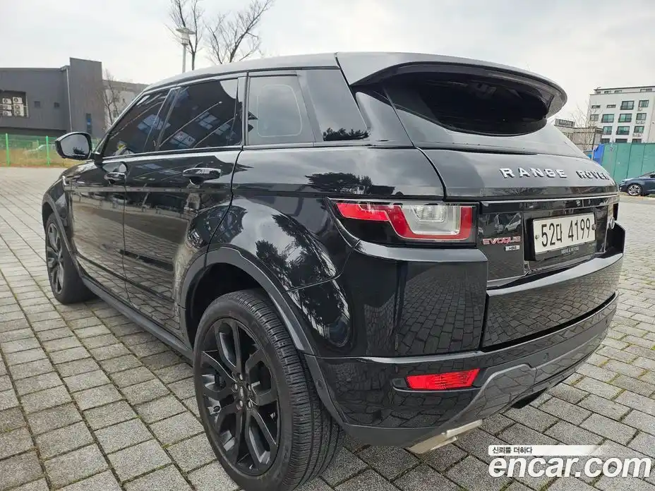 Land Rover Range-Rover Evoque 2017 2.0 гидро в Москве № 1250650, фото 7