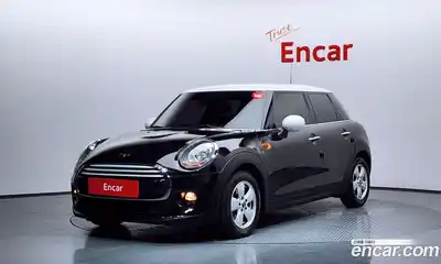 Mini Cooper, 2015