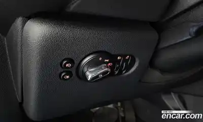 Mini Cooper 2015 1.5 гидро в Москве № 1250884, миниатюра 12