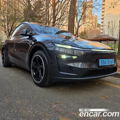 Tesla Model Y, 2026