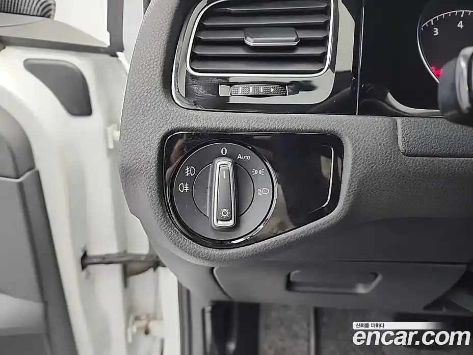 Volkswagen Golf 2014 1.4 гидро в Москве № 1251545, фото 19