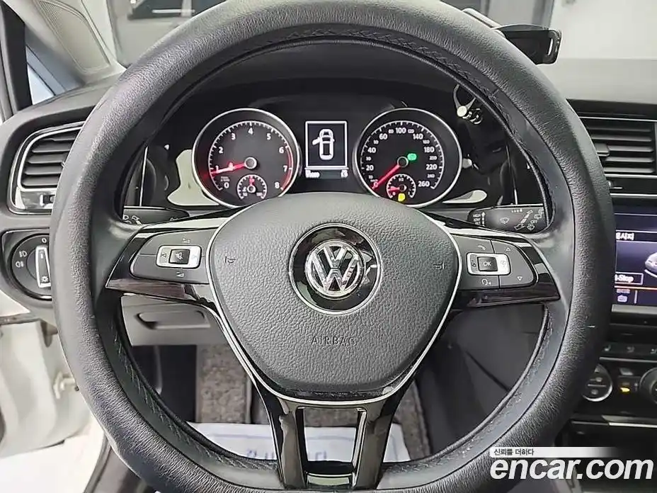 Volkswagen Golf 2014 1.4 гидро в Москве № 1251545, фото 20