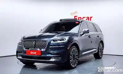 Lincoln Aviator, 2022