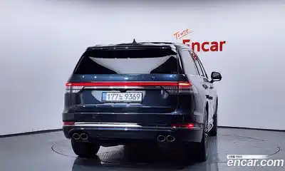 Lincoln Aviator 2022 3.0 гидро в Москве № 1253008, миниатюра 4