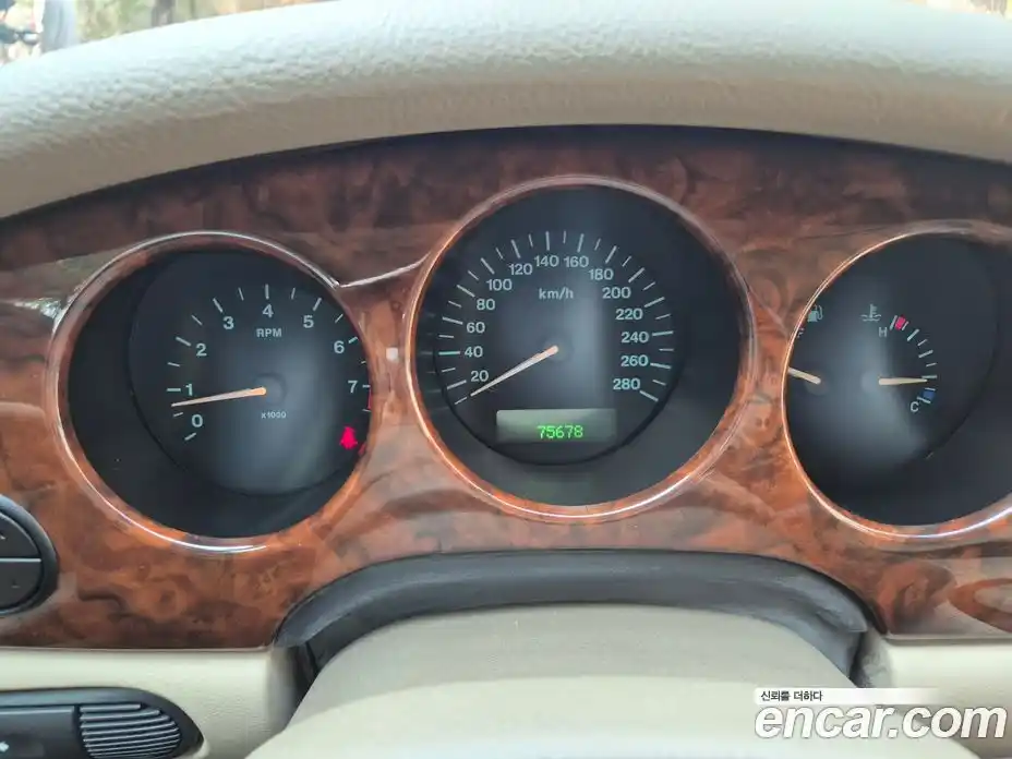 Jaguar XJ-8 2001 4.0 гидро в Москве № 1253524, фото 8