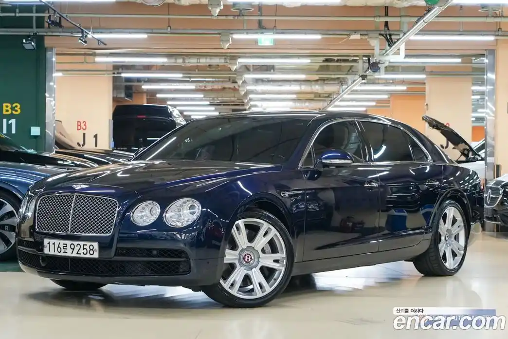 Bentley Flying Spur 2015 4.0 гидро в Москве № 1253776, фото 3