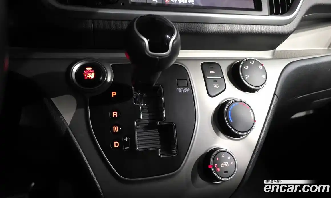 Kia Ray 2022 1.0 Автомат в Москве № 1278246, фото 9