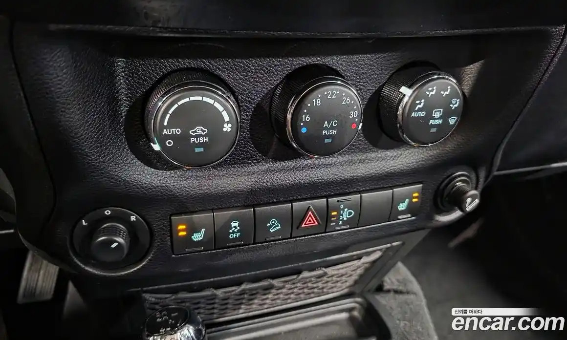 Jeep Wrangler 2017 3.6 гидро в Москве № 1278475, фото 17