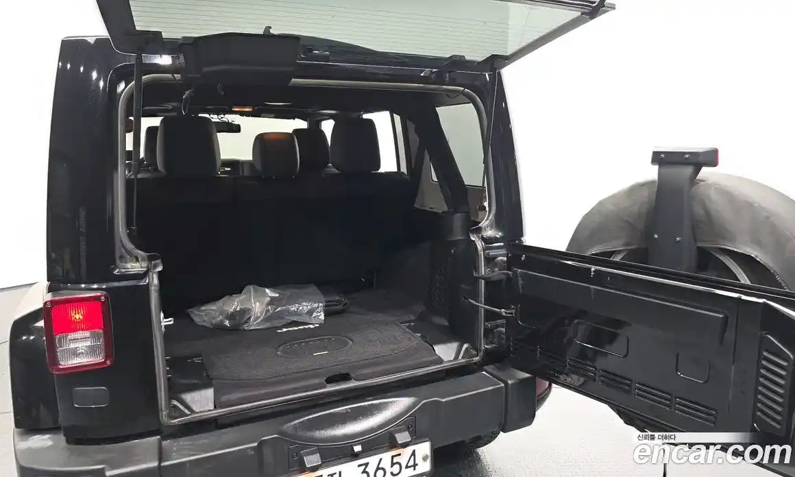 Jeep Wrangler 2017 3.6 гидро в Москве № 1278475, фото 20