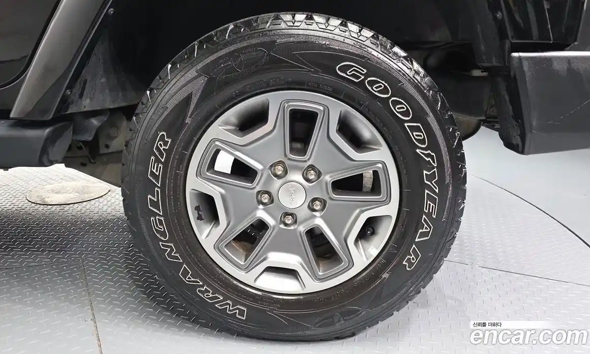 Jeep Wrangler 2017 3.6 гидро в Москве № 1278475, фото 5