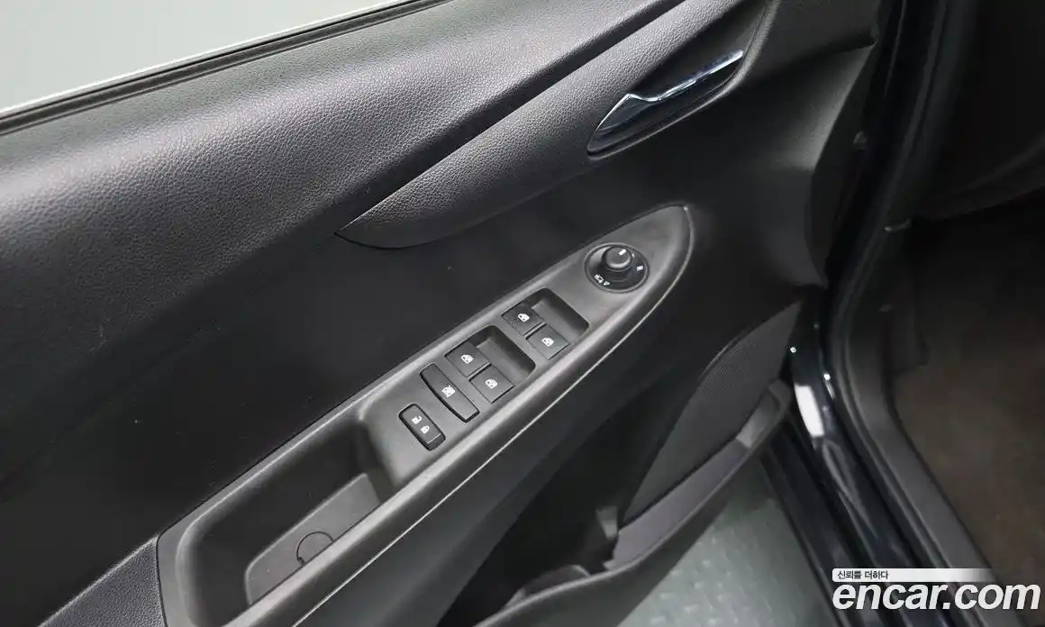 Chevrolet Spark 2015 1.0 Автомат в Москве № 1279006, фото 13