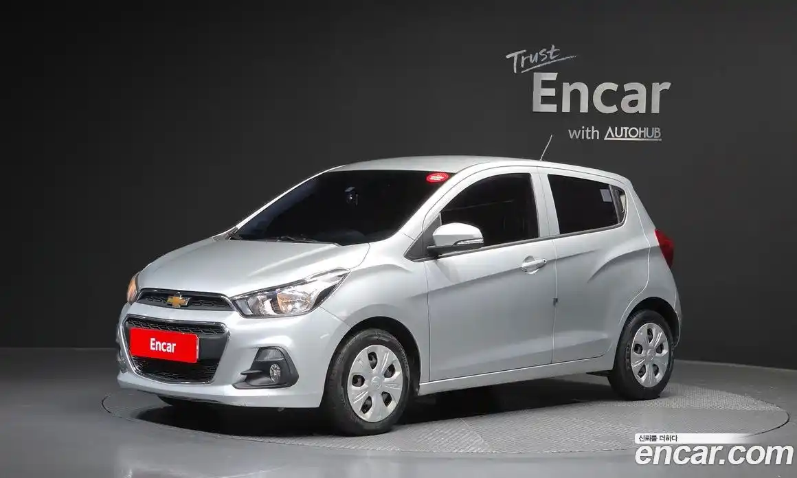 Chevrolet Spark 2015 1.0 Автомат в Москве № 1279018, фото 1